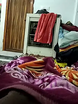 Snapshot of pintuS40 chatting on 01-12-25, 11:47 pintuS40 online show from 01-12-25, 11:47