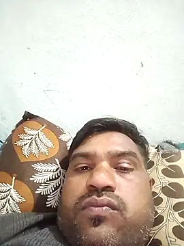 Snapshot of pintuS40 chatting on 01-13-25, 04:41 pintuS40 online show from 01-13-25, 04:41