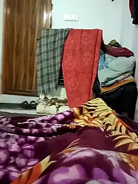 Snapshot of pintuS40 chatting on 01-13-25, 09:52 pintuS40 online show from 01-13-25, 09:52