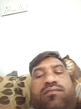 Snapshot of pintuS40 chatting on 01-26-25, 02:30 pintuS40 online show from 01-26-25, 02:30