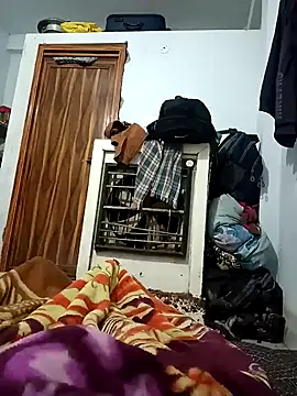 Snapshot of pintuS40 chatting on 01-29-25, 12:01 pintuS40 online show from 01-29-25, 12:01