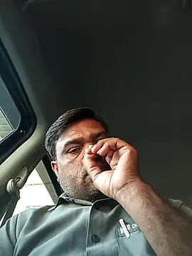 Snapshot of pintuS40 chatting on 02-07-25, 03:55 pintuS40 online show from 02-07-25, 03:55