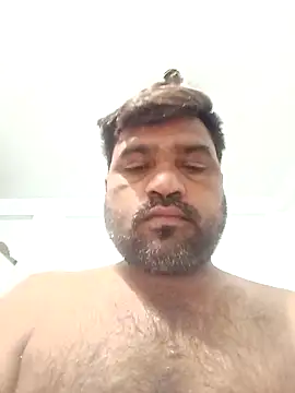 Snapshot of pintuS40 chatting on 02-14-25, 01:56 pintuS40 online show from 02-14-25, 01:56