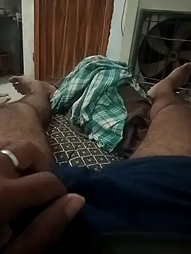 Snapshot of pintuS40 chatting on 09-20-25, 01:17 pintuS40 online show from 09-20-25, 01:17