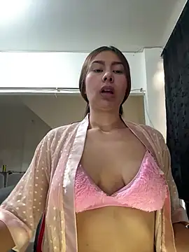 Snapshot of Im_sophia1 chatting on 02-14-25, 02:44 Im sophia1 online show from 02-14-25, 02:44