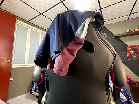 marcel crawford96 online show from 10-07-25, 03:09