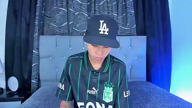 nova sex01 online show from 01-15-25, 04:15