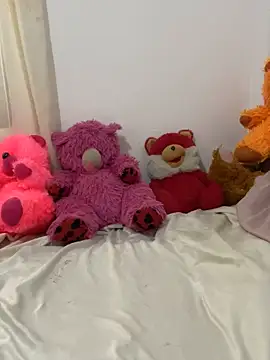 Snapshot of Jecy_bee chatting on 09-11-25, 02:44 Jecy bee online show from 09-11-25, 02:44