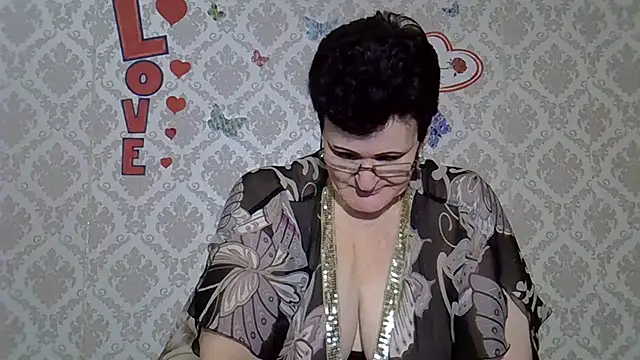Snapshot of PaulaGolden chatting on 03-02-25, 02:10 PaulaGolden online show from 03-02-25, 02:10