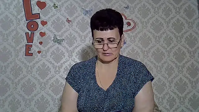 Snapshot of PaulaGolden chatting on 09-09-25, 10:48 PaulaGolden online show from 09-09-25, 10:48