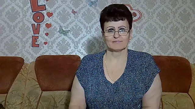 Snapshot of PaulaGolden chatting on 10-01-25, 11:49 PaulaGolden online show from 10-01-25, 11:49