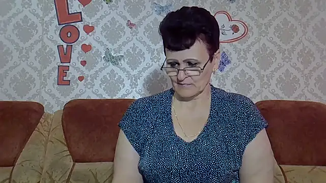 Snapshot of PaulaGolden chatting on 10-05-25, 08:12 PaulaGolden online show from 10-05-25, 08:12