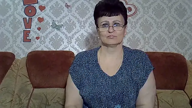 Snapshot of PaulaGolden chatting on 10-20-25, 06:58 PaulaGolden online show from 10-20-25, 06:58