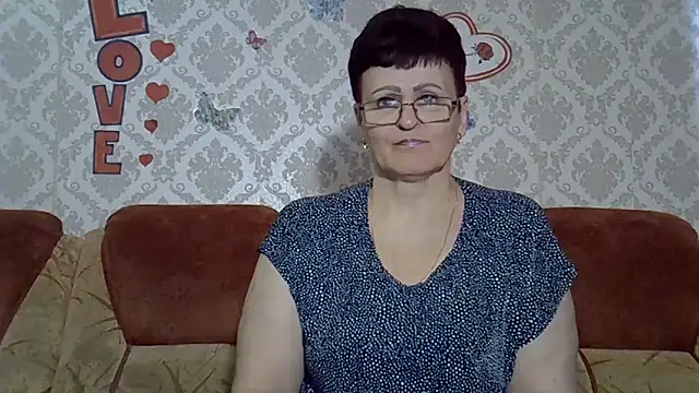 Snapshot of PaulaGolden chatting on 10-31-25, 09:43 PaulaGolden online show from 10-31-25, 09:43