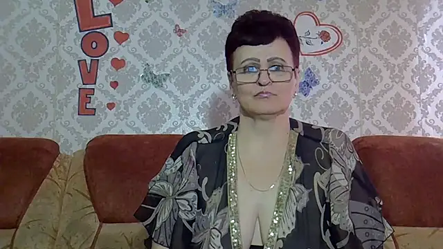 Snapshot of PaulaGolden chatting on 11-02-25, 09:55 PaulaGolden online show from 11-02-25, 09:55