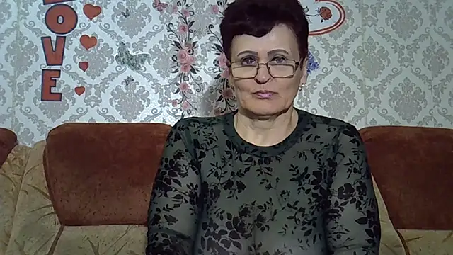 PaulaGolden online show from 03-11-26, 05:19