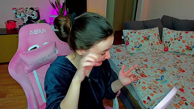 ameli moon online show from 12-15-25, 12:20