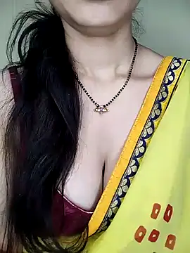 Snapshot of Fair-magic-woman chatting on 01-10-25, 07:21 Fair-magic-woman online show from 01-10-25, 07:21