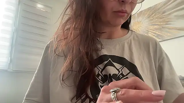 Serena 4you online show from 04-14-26, 05:08