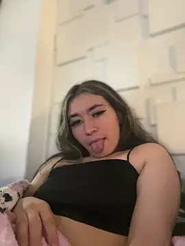 Sophie LS online show from 03-05-25, 01:52