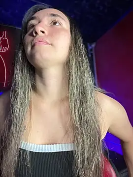 Sophie LS online show from 12-17-25, 04:18