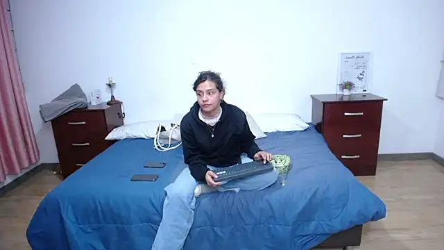 Snapshot of be_sinners chatting on 10-28-25, 03:10 be sinners online show from 10-28-25, 03:10