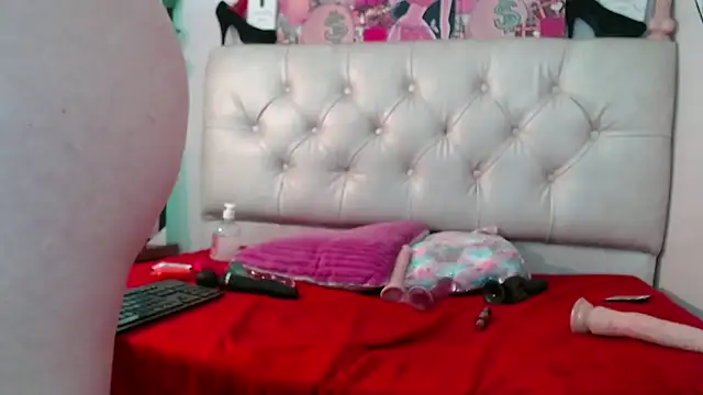 sarawiliamx online show from 03-18-25, 06:46