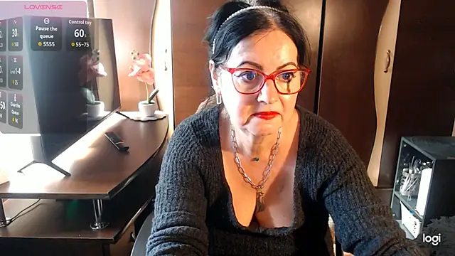 exymilf  online show from 10-11-25, 11:42