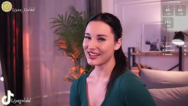 Liya Gold  online show from 12-15-24, 09:20