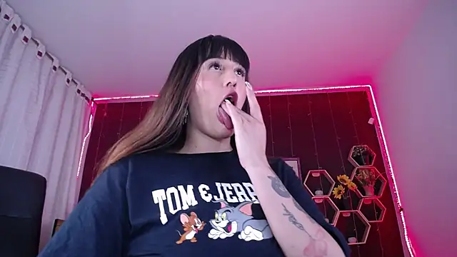 AnabelleGron online show from 02-05-25, 01:15