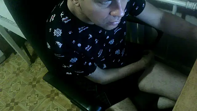 Snapshot of AlDON59 chatting on 12-22-24, 04:38 AlDON59 online show from 12-22-24, 04:38