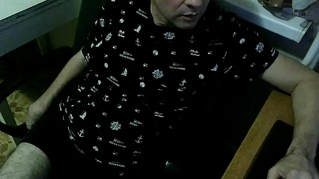 Snapshot of AlDON59 chatting on 12-30-24, 04:19 AlDON59 online show from 12-30-24, 04:19