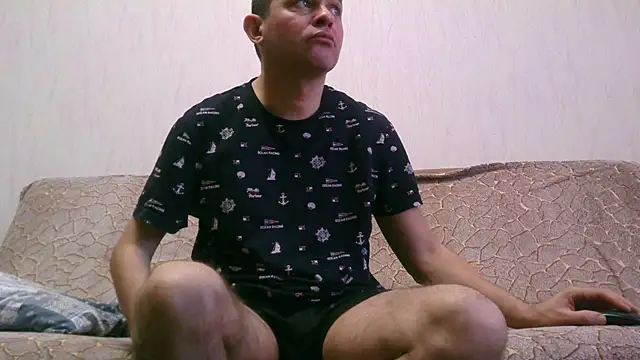 Snapshot of AlDON59 chatting on 02-10-25, 09:14 AlDON59 online show from 02-10-25, 09:14