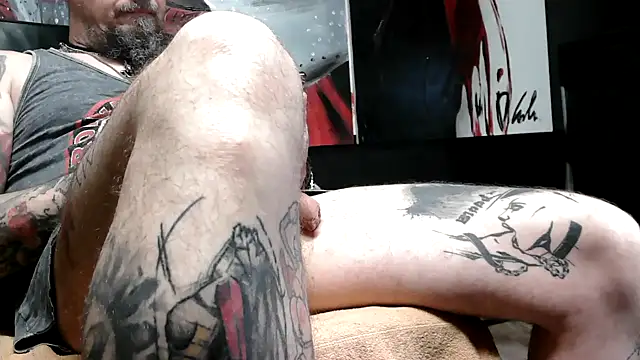 Snapshot of dani4334 chatting on 03-17-25, 01:08 dani4334 online show from 03-17-25, 01:08