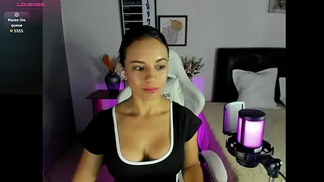 Sara lopez 28 online show from 02-05-26, 11:37