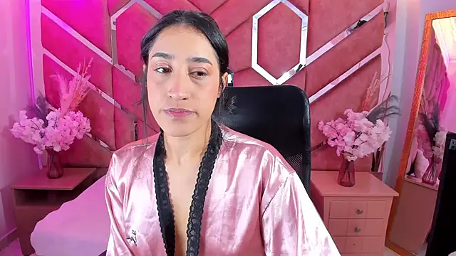 Snapshot of Eimy_Sexy_ chatting on 07-30-26, 12:26 Eimy Sexy online show from 07-30-26, 12:26