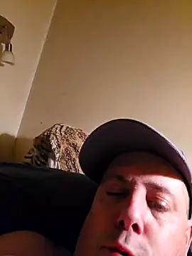 HeteroHotGuy1 online show from 12-04-24, 12:08