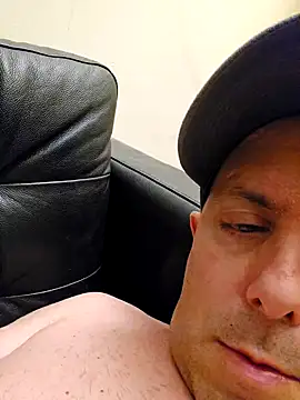 HeteroHotGuy1 online show from 12-05-24, 09:17