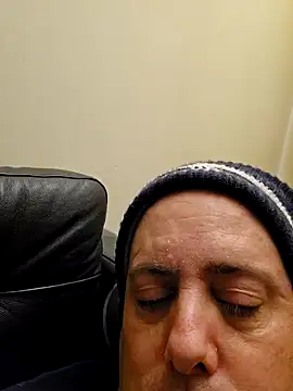 HeteroHotGuy1 online show from 12-13-24, 02:10