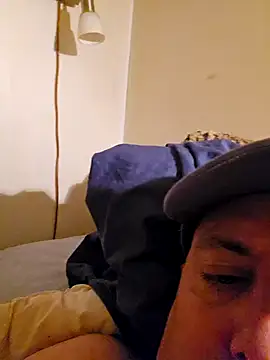 HeteroHotGuy1 online show from 12-17-24, 11:49