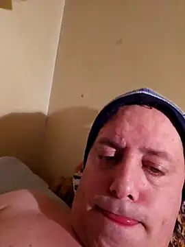 HeteroHotGuy1 online show from 03-11-25, 12:00