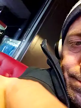 HeteroHotGuy1 online show from 03-17-25, 11:32