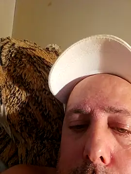 HeteroHotGuy1 online show from 11-08-25, 09:42