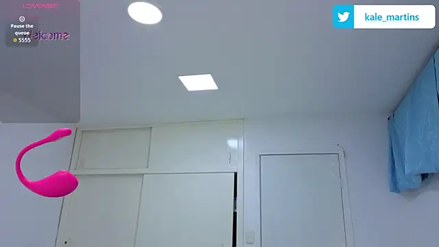 Snapshot of KALE_19 chatting on 10-03-25, 01:57 KALE 19 online show from 10-03-25, 01:57