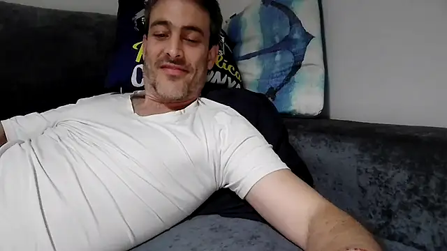 basquehotboy online show from 02-25-25, 11:44