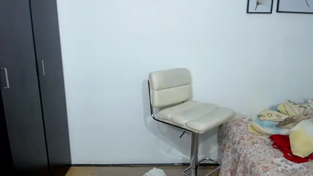 viki mom online show from 12-11-24, 04:28