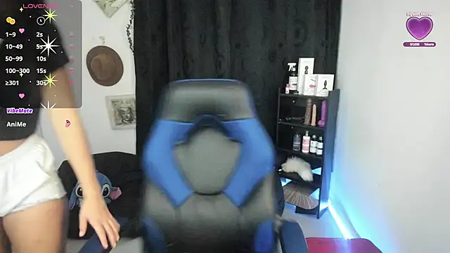 Snapshot of natasha777_v chatting on 02-05-25, 12:53 natasha777 v online show from 02-05-25, 12:53