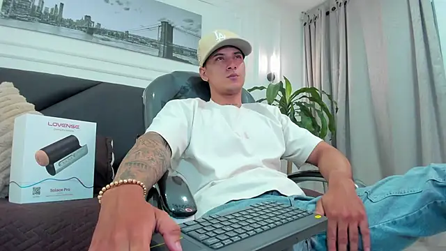 Damian23   online show from 11-12-25, 11:32