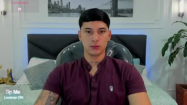 Snapshot of Damian23__ chatting on 01-19-26, 12:31 Damian23 online show from 01-19-26, 12:31