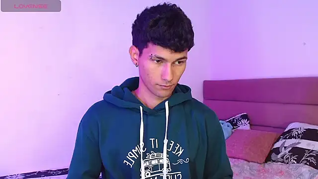 Alexx tc online show from 11-15-25, 04:10